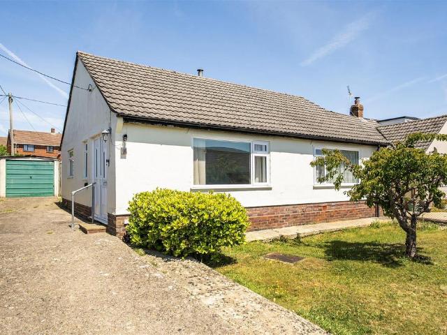 2 bedroom bungalow for sale