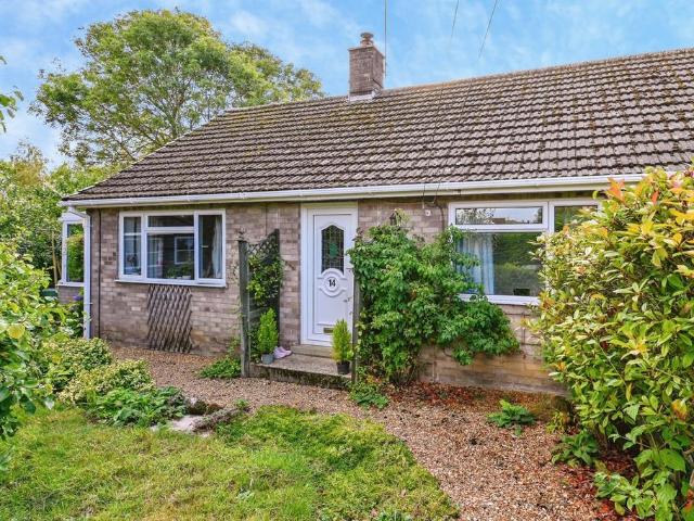 2 bedroom bungalow for sale