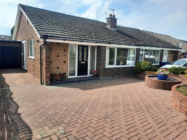 2 bedroom bungalow for sale