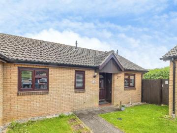2 bedroom bungalow for sale