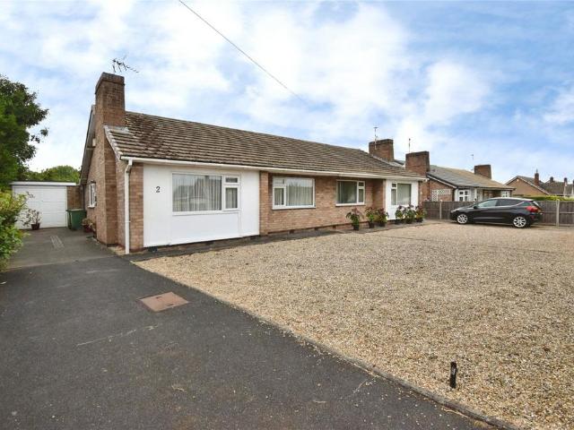 2 bedroom bungalow for sale