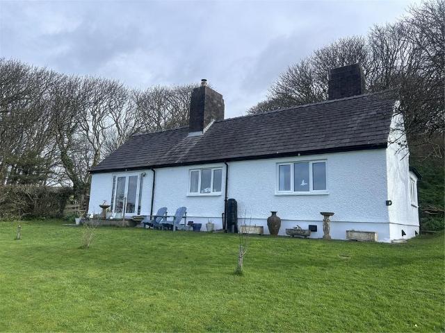 2 bedroom bungalow for sale
