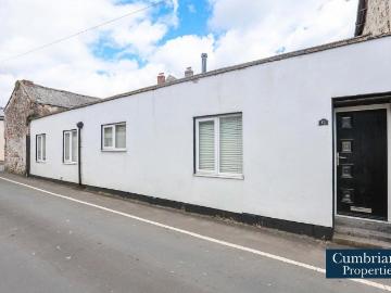 2 bedroom bungalow for sale