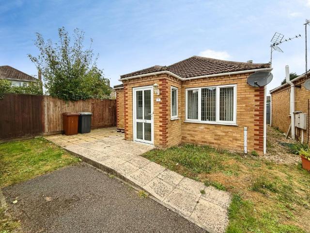 2 bedroom bungalow for sale