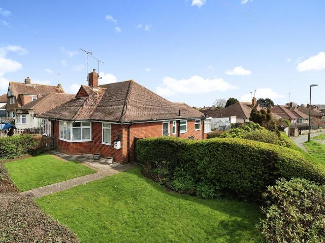 2 bedroom bungalow for sale