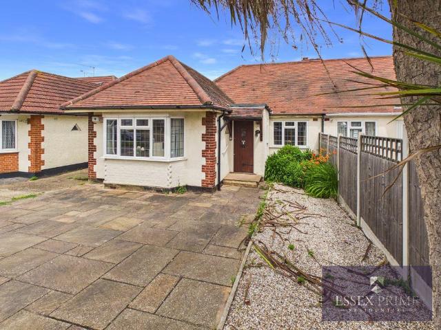 2 bedroom bungalow for sale