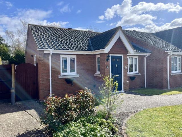 2 bedroom bungalow for sale