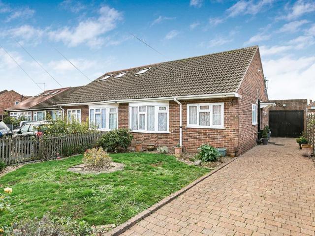 2 bedroom bungalow for sale