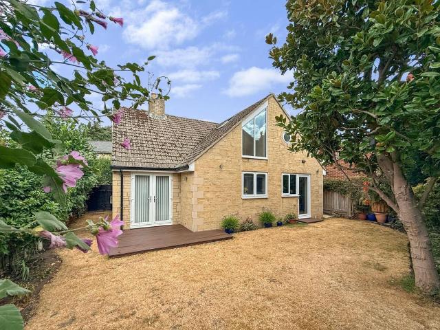 2 bedroom bungalow for sale
