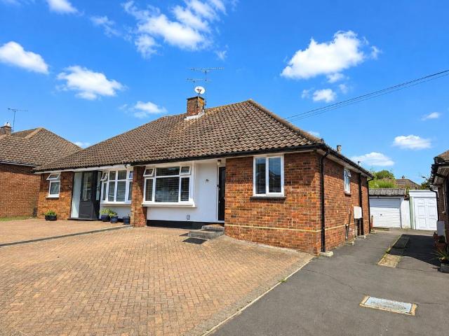 2 bedroom bungalow for sale