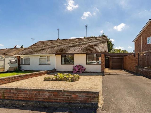 2 bedroom bungalow for sale