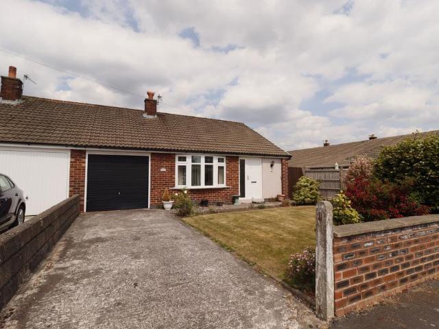 2 bedroom bungalow for sale