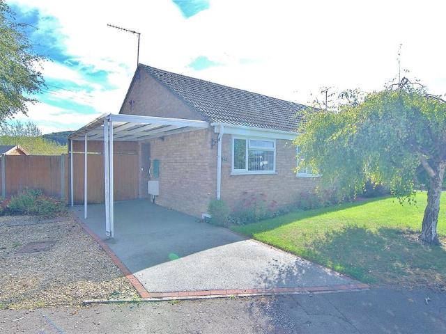 2 bedroom bungalow for sale