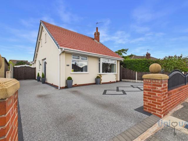 2 bedroom bungalow for sale