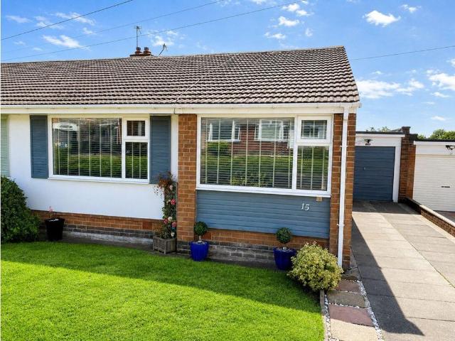 2 bedroom bungalow for sale
