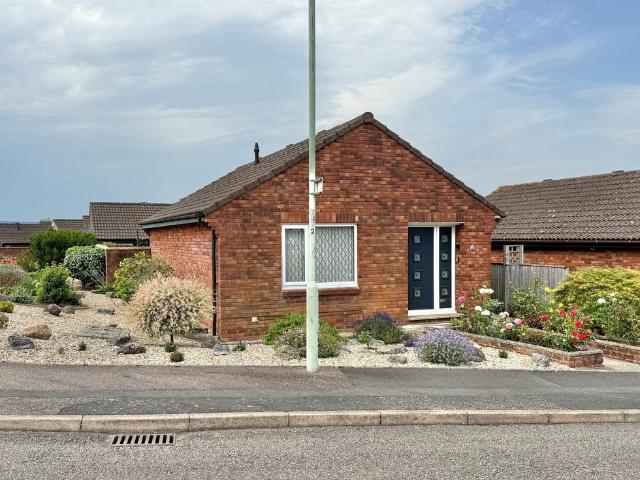 2 bedroom bungalow for sale