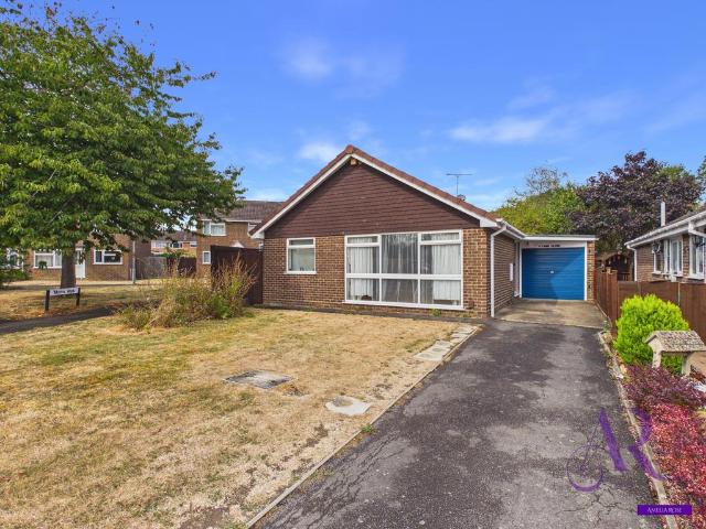 2 bedroom bungalow for sale