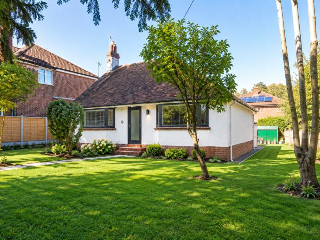 2 bedroom bungalow for sale