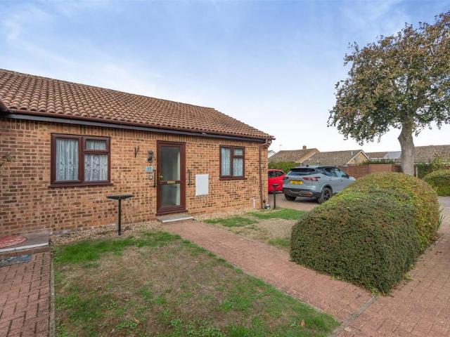 2 bedroom bungalow for sale