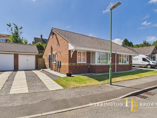 2 bedroom bungalow for sale