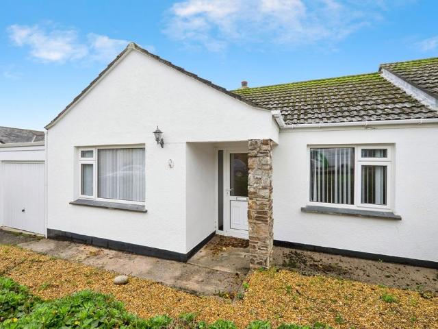 2 bedroom bungalow for sale