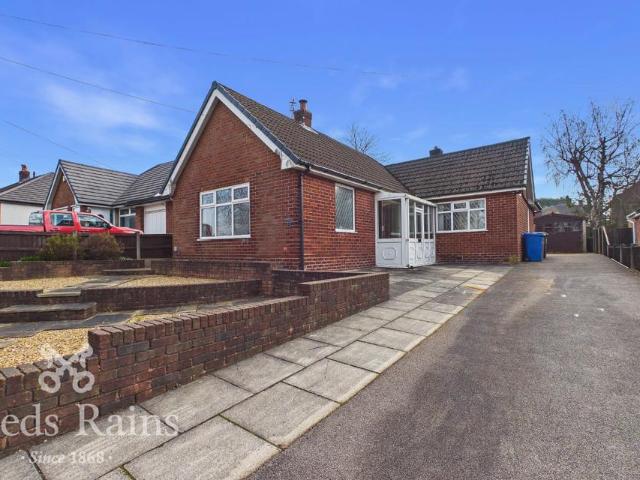 2 bedroom bungalow for sale
