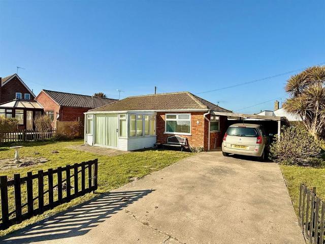 2 bedroom bungalow for sale
