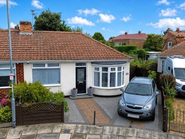 2 bedroom bungalow for sale