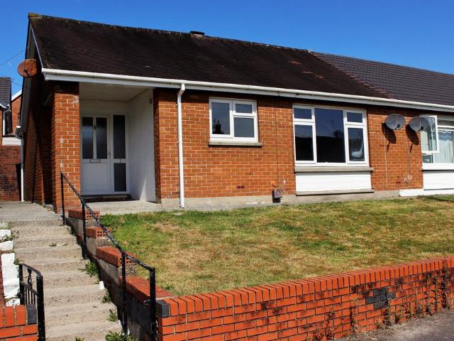 2 bedroom bungalow for sale