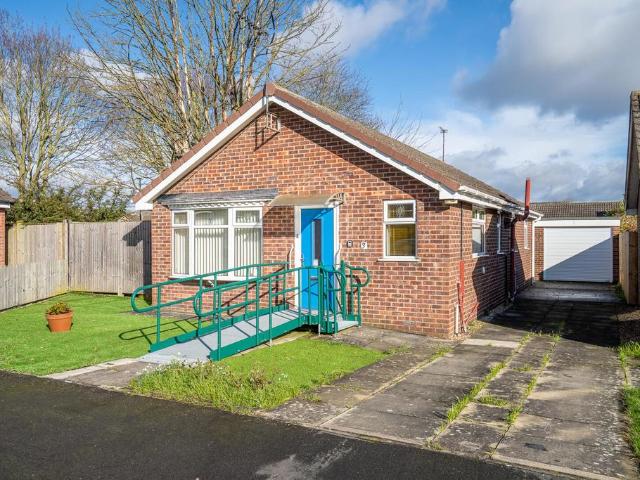 2 bedroom bungalow for sale