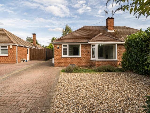 2 bedroom bungalow for sale