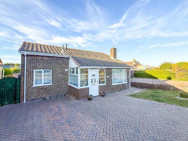 2 bedroom bungalow for sale