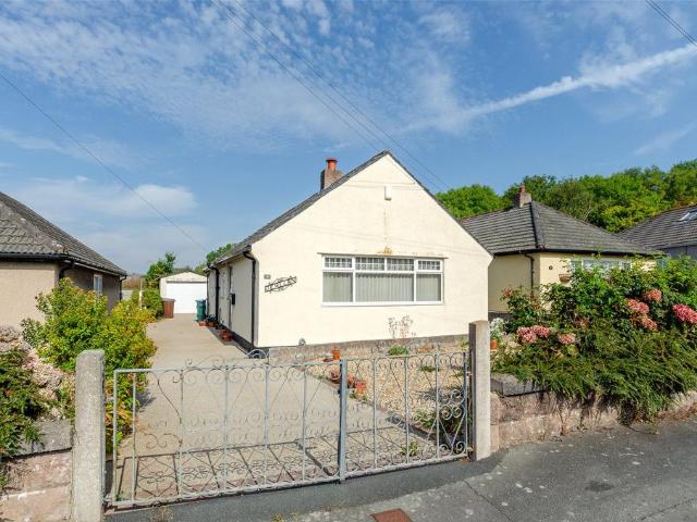 2 bedroom bungalow for sale