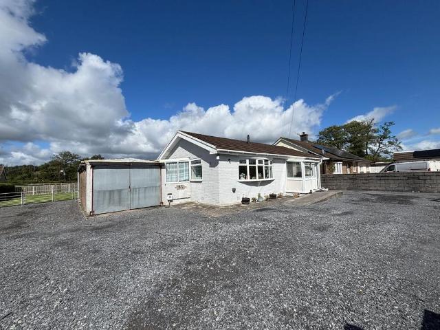 2 bedroom bungalow for sale