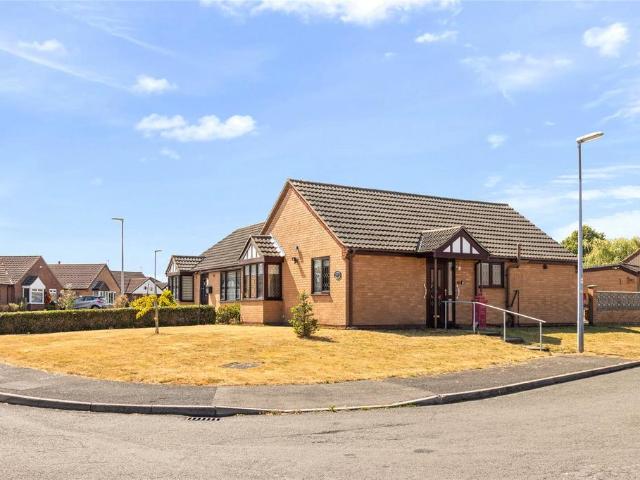 2 bedroom bungalow for sale
