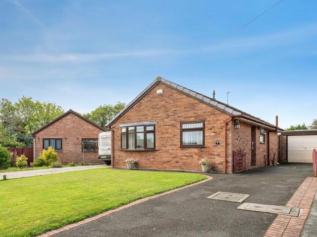 2 bedroom bungalow for sale