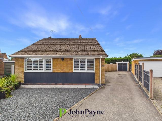 2 bedroom bungalow for sale