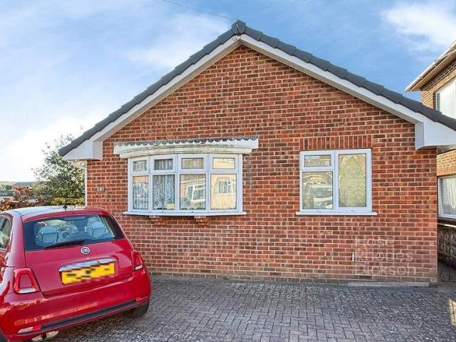 2 bedroom bungalow for sale