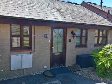 2 bedroom bungalow for sale