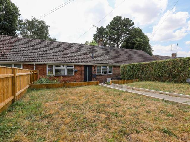 2 bedroom bungalow for sale