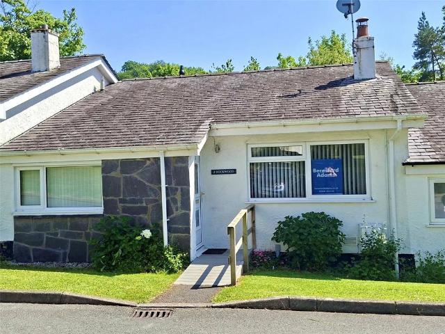 2 bedroom bungalow for sale
