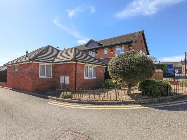 2 bedroom bungalow for sale