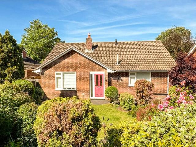 2 bedroom bungalow for sale