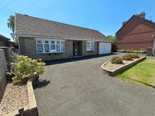 2 bedroom bungalow for sale