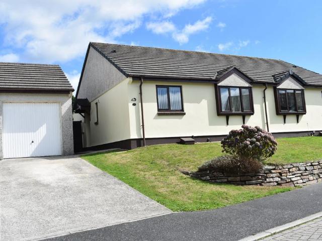 2 bedroom bungalow for sale