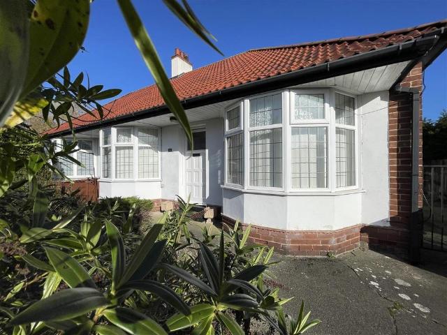 2 bedroom bungalow for sale