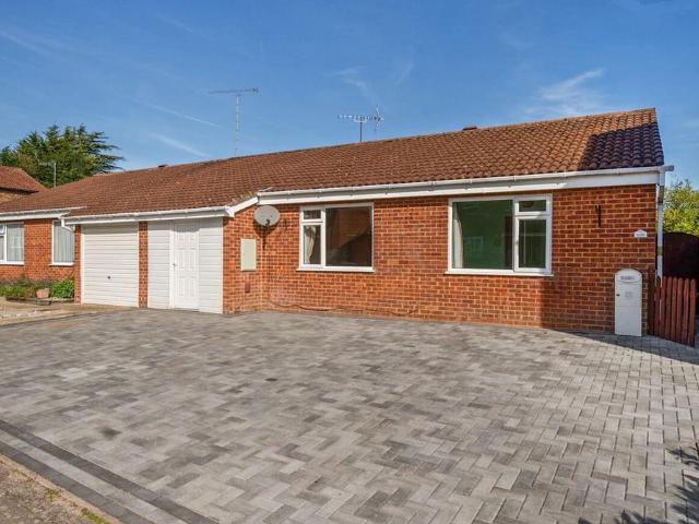 2 bedroom bungalow for sale