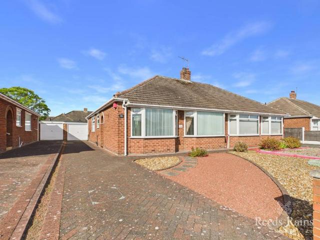 2 bedroom bungalow for sale