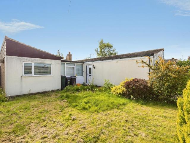 2 bedroom bungalow for sale