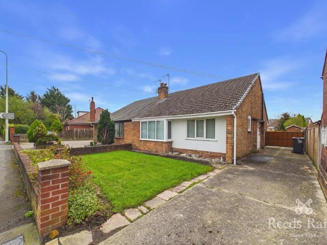 2 bedroom bungalow for sale